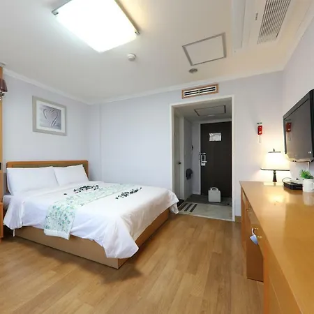 Gwangalli Utopia Tourist Hotel Busan Exterior photo